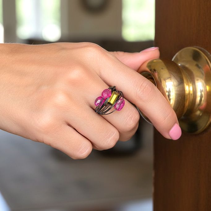 Handmade Black Wire Ring With Fuchsia Crystals And Hematites - Anthos Crafts