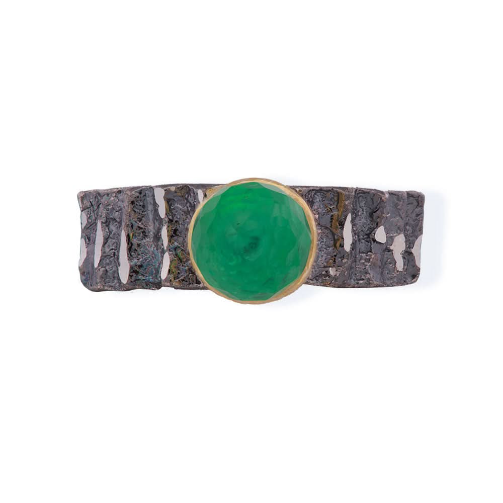 Handmade Black Plated Silver Diamond Curved Ring With Green Crystal - Anthos Crafts