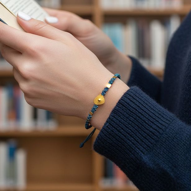 Handmade Navy Bracelet with Gold Plated Silver Shell - Anthos Crafts