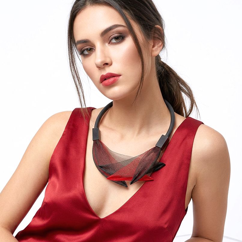 Net Rubber Short Necklace Red "See The Invisible " - Anthos Crafts