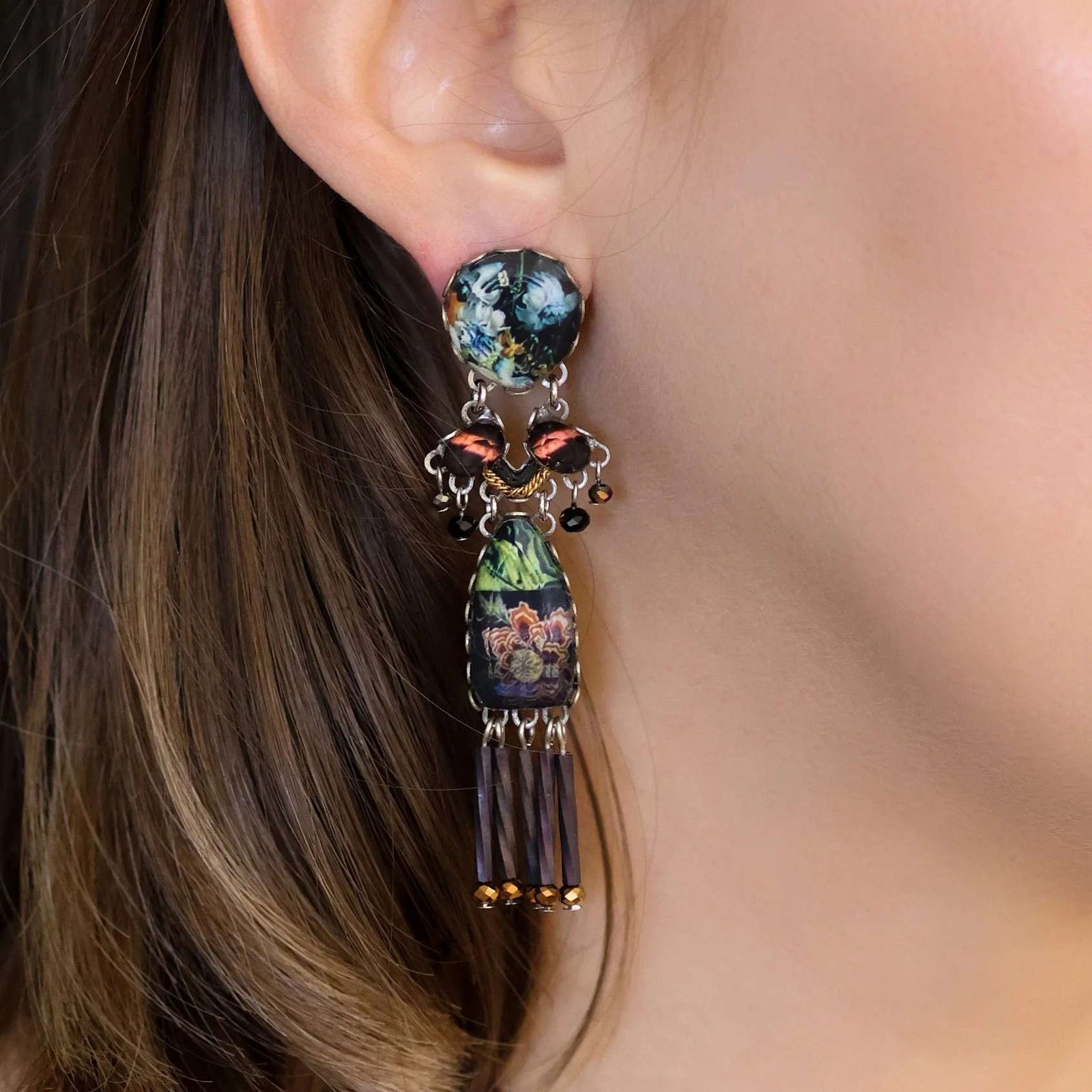 Mystic Lantern Set, Long Earring, Kokoro