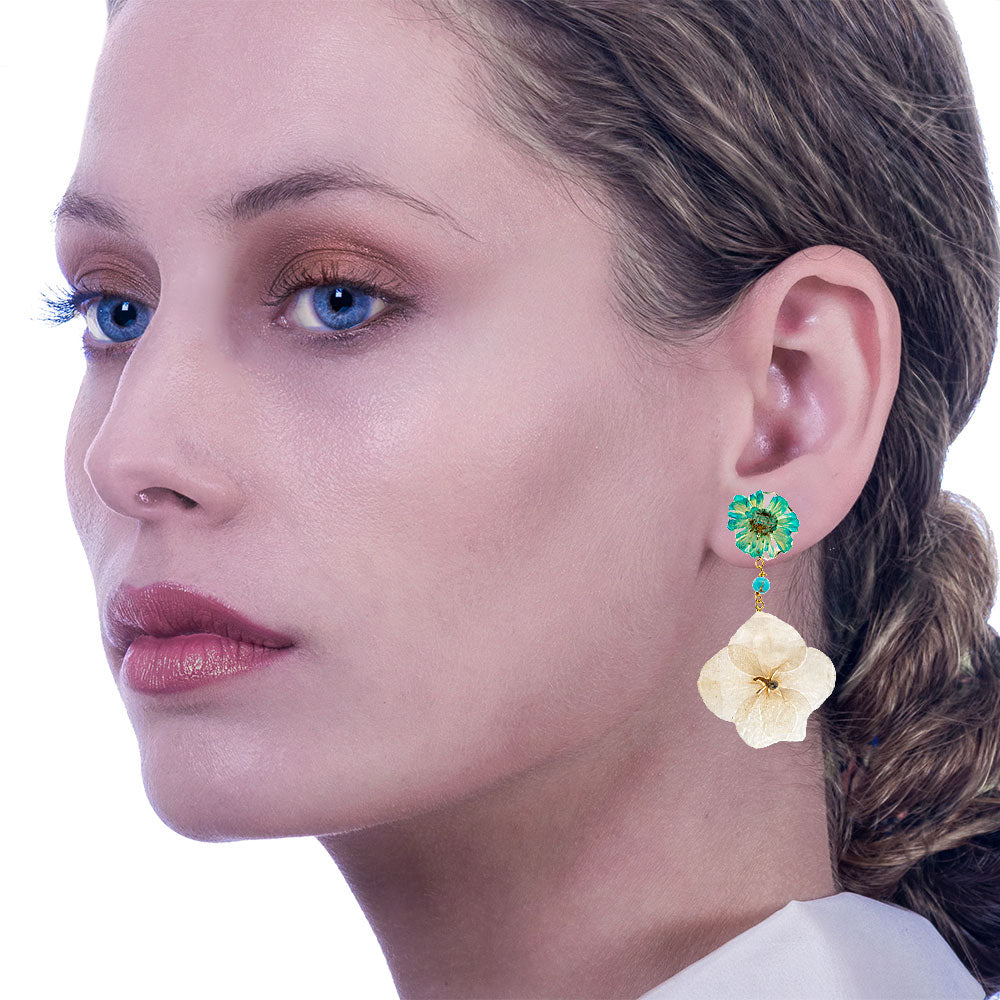 Flower Earrings Made From Turquoise Daisy & White Ηydrangea Petals - Anthos Crafts
