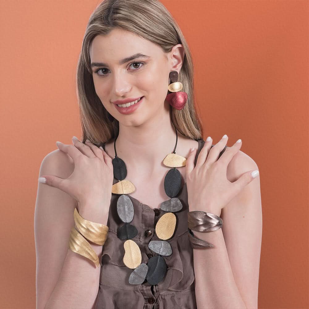 Handmade Leather Bracelet Gold Swan - Anthos Crafts