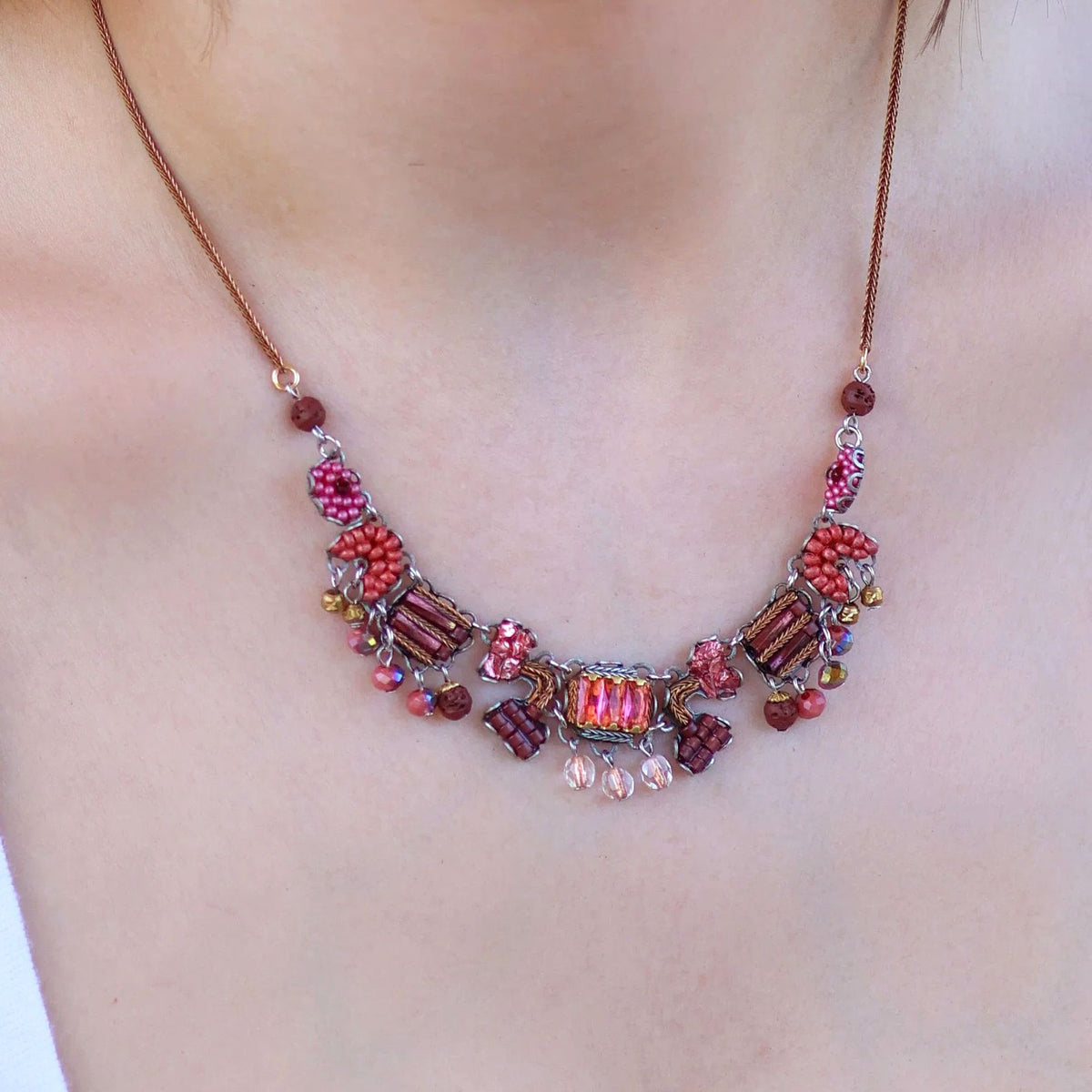 Χειροποίητο Κολιέ Scarlet Bloom Set, Delicate, Sakina