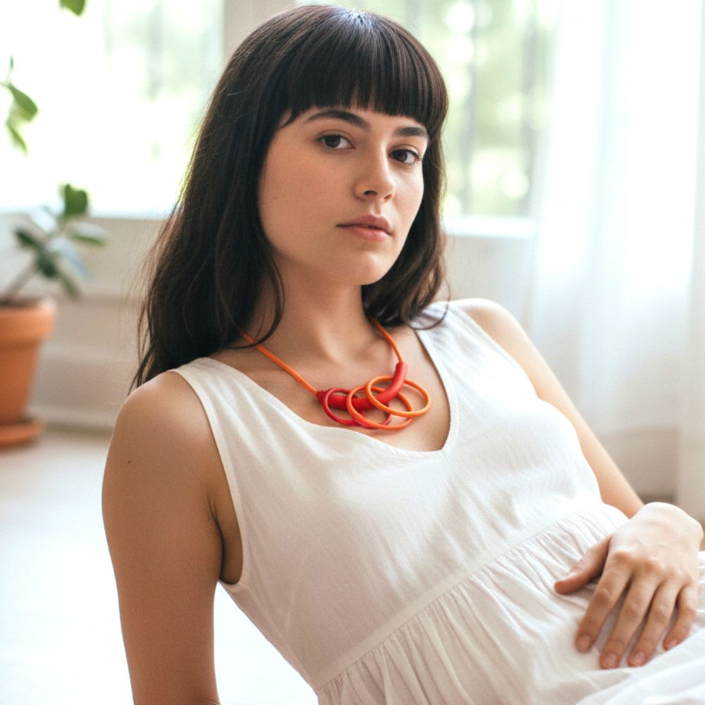 Mini OOO necklace: Orange mix