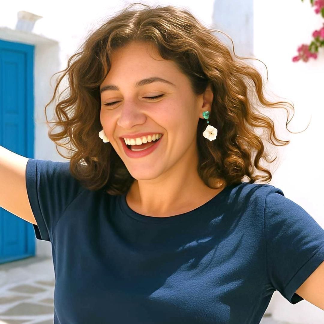 Flower Earrings Made From Turquoise Daisy & White Ηydrangea Petals - Anthos Crafts