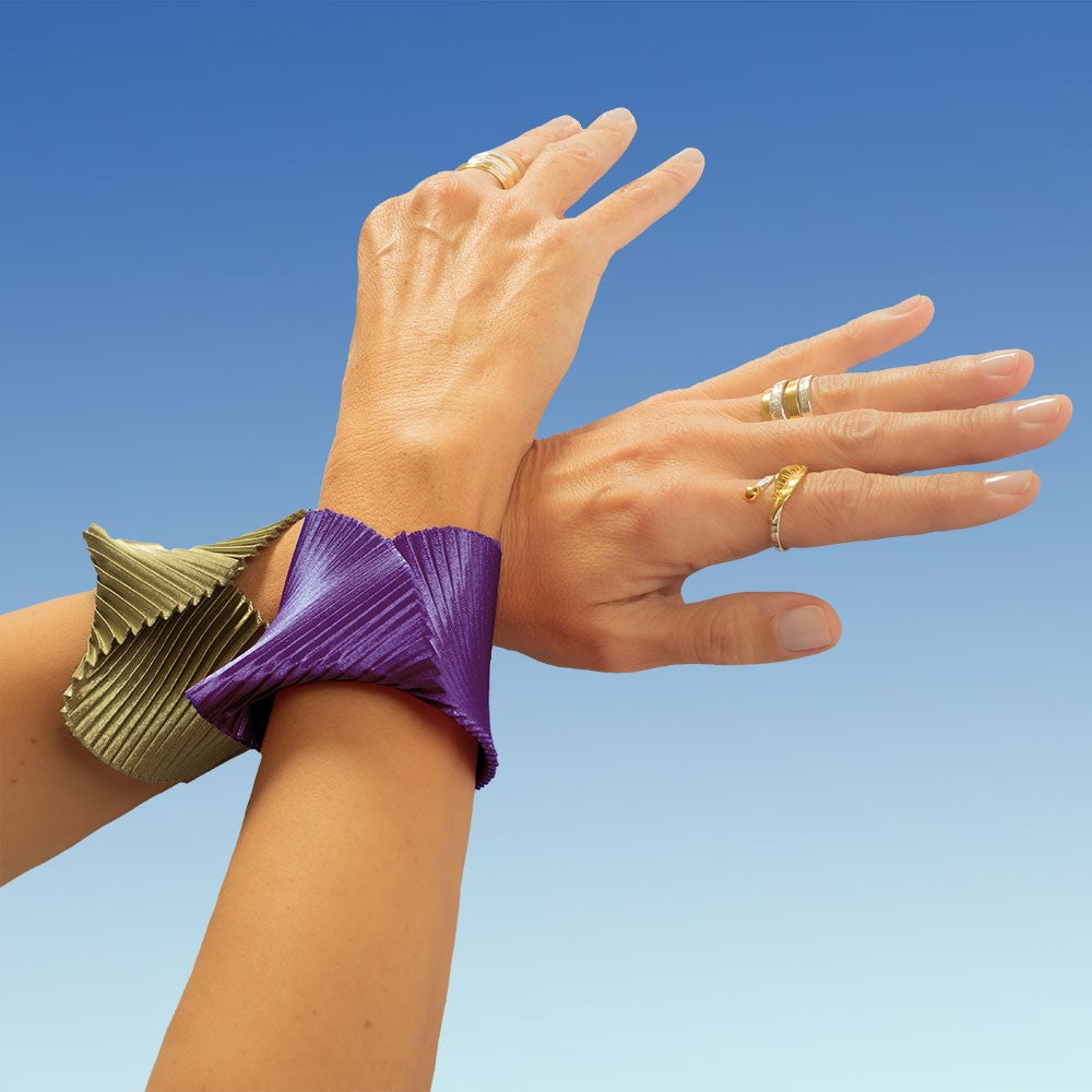 Satin Pleated Bracelet Shell Purple SH-PU - Anthos Crafts