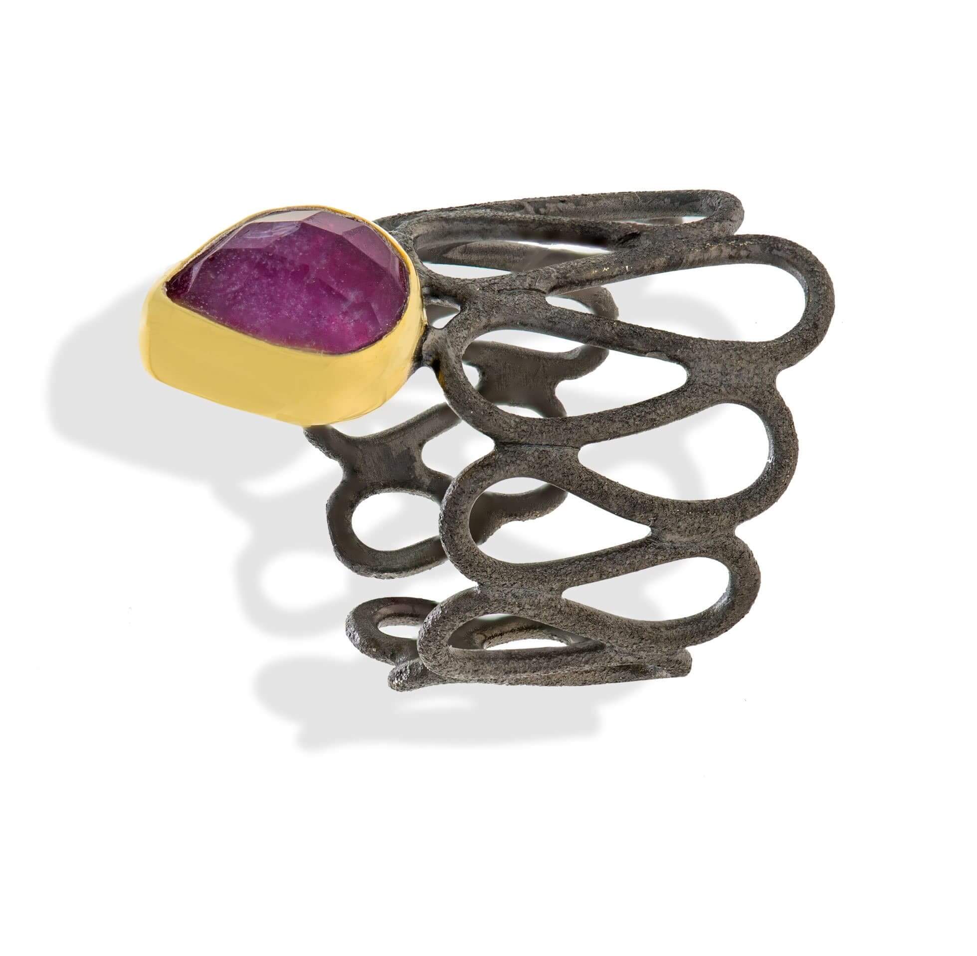 Handmade Black & Gold Plated Silver Ring With A Ruby Quartz Gemstone - Anthos Crafts