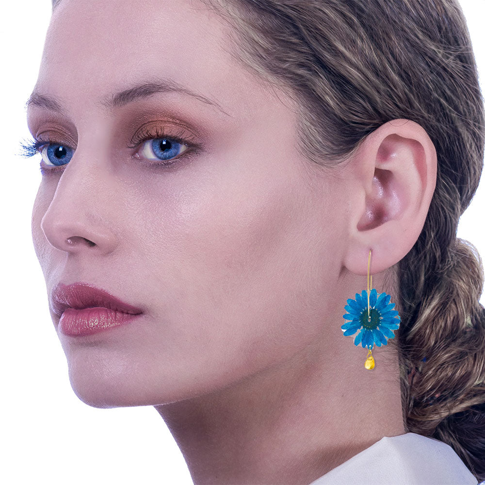Flower Earrings Made From Sky Blue Daisy Petals And Peridots - Anthos Crafts