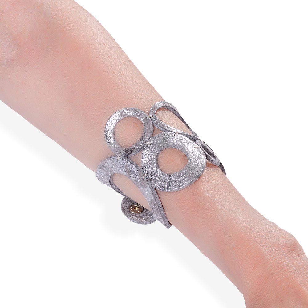 Handmade Leather Sparkling Silver Gray Rings Bracelet - Anthos Crafts