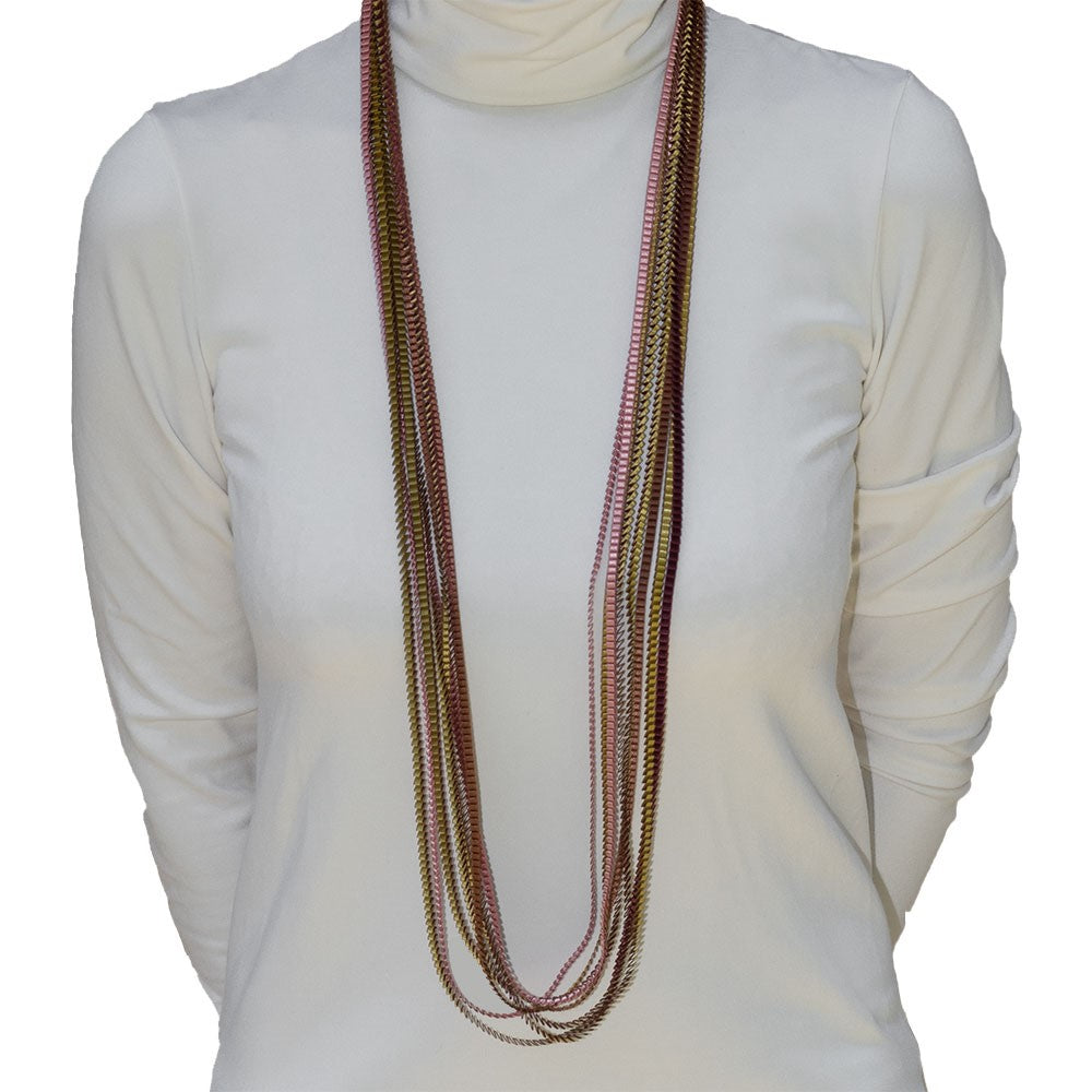 Satin Pleated Necklace Essilp Puce Burgundy Gold K327 - Anthos Crafts